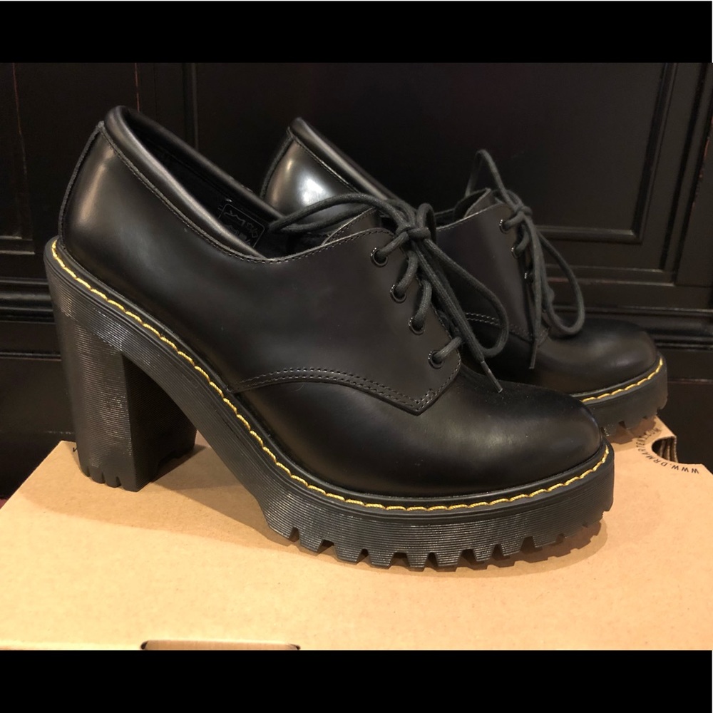 Dr. Martens Salome lace up oxfords